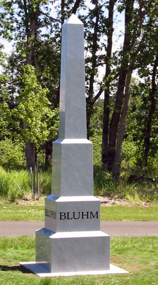 Upright14 Bluhm